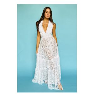 Nyitott hátú hosszú női ruha